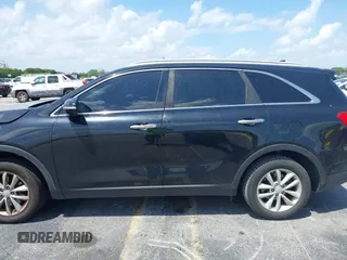 2017 Kia Sorento LX with VIN 5XYPG4A34HG276651, listed as a IAAI auction lot 41971527 with 122,640 mi miles. Bid and sale history available at carsss.com. Image 14.