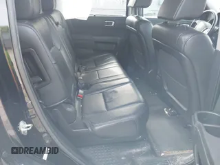 2013 Honda Pilot Touring with VIN 5FNYF3H93DB031630, listed as a IAAI auction lot 42237899 with 198,523 mi miles and . Bid and sale history available at DreamBid. Image 8.