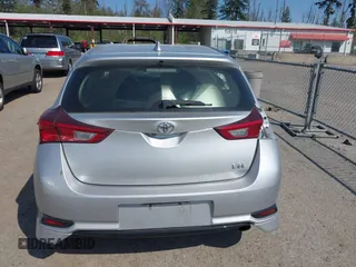 2018 Toyota Corolla iM with VIN JTNKARJE0JJ576022, listed as a IAAI auction lot 42114808 with 146,894 mi miles. Bid and sale history available at carsss.com. Image 17.