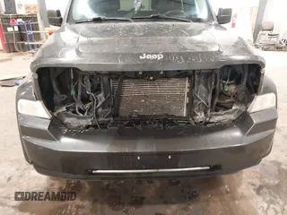 2011 Jeep Liberty Limited 70th Anniversary with VIN 1J4PN5GK2BW530095, listed as a IAAI auction lot 41739742 with 201,064 mi miles and . Bid and sale history available at DreamBid. Image 6.