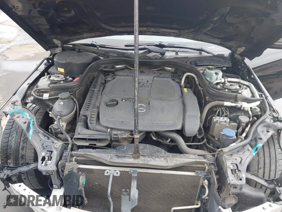 2014 Mercedes-Benz E 350 Sport with VIN WDDHF5KB4EA955176, listed as a IAAI auction lot 42054031 with 191,521 mi miles and . Bid and sale history available at carsss.com. Image 10.