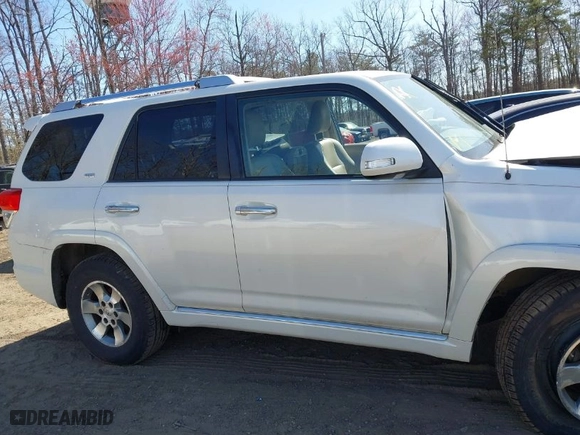 2011 Toyota 4Runner Trail with VIN JTEBU5JR5B5067394, listed as a IAAI auction lot 41635495 with 192,766 mi miles. Bid and sale history available at carsss.com. Image 13.