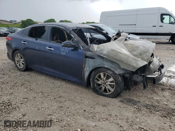 2017 Kia Optima LX z VIN 5XXGT4L31HG148204, wystawiony jako Copart lot #62992835 z przebiegiem Nie podano mil oraz Nie do naprawy • Non repairable. Historia ofert i sprzedaży dostępna na DreamBid. Obrazek 4.