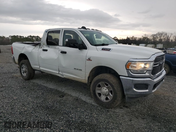 2020 Ram 2500 Tradesman z VIN 3C6UR5CL9LG111003, wystawiony jako Copart lot #48907975 z przebiegiem 220 333 mil mil oraz Szkoda całkowita • Salvage title. Historia ofert i sprzedaży dostępna na DreamBid. Obrazek 4.