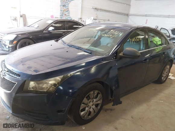 2012 Chevrolet Cruze LS with VIN 1G1PC5SH7C7195282, listed as a IAAI auction lot 41987232 with 150,108 mi miles. Bid and sale history available at carsss.com. Image 6.