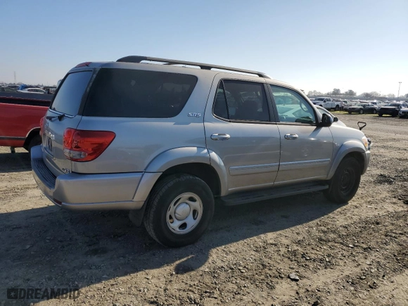 2005 Toyota Sequoia SR5 with VIN 5TDZT34A45S245858, listed as a Copart auction lot 88091425 with 204,547 mi miles and Clean Title. Bid and sale history available at carsss.com. Image 3.