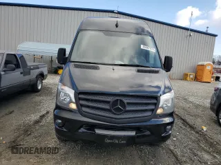 2018 Mercedes-Benz Sprinter with VIN 8BRPE7CD2JE159564, listed as a Copart auction lot 85987274 with 39,525 mi miles and Salvage Title. Bid and sale history available at DreamBid. Image 5.