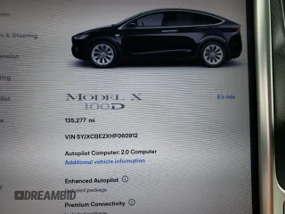 2017 Tesla Model X 90D z VIN 5YJXCBE2XHF060912, wystawiony jako Copart lot #85946834 z przebiegiem 135 277 mil mil oraz Szkoda całkowita • Salvage title. Historia ofert i sprzedaży dostępna na DreamBid. Obrazek 9.