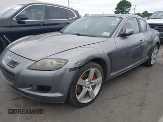 2004 Mazda RX-8 z VIN JM1FE173640133501, wystawiony jako IAAI lot #42316598 z przebiegiem 124 181 mil mil oraz . Historia ofert i sprzedaży dostępna na DreamBid. Obrazek 2.