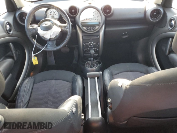 2011 MINI Countryman with VIN WMWZB3C53BWM00724, listed as a Copart auction lot 52293575 with Not Provided miles and Salvage Title. Bid and sale history available at DreamBid. Image 8.
