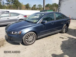 2006 Volvo S40 2.4L with VIN YV1MS382462213723, listed as a Copart auction lot 52985855 with 215,644 mi miles and Salvage Title. Bid and sale history available at carsss.com. Image 1.