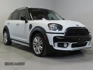 2018 MINI Countryman Cooper z VIN WMZYS7C35J3F44329, wystawiony jako Copart lot #51533985 z przebiegiem 64 234 mil mil oraz Szkoda całkowita • Salvage title. Historia ofert i sprzedaży dostępna na DreamBid. Obrazek 1.
