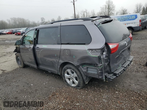 2019 Toyota Sienna LE Auto Access Seat with VIN 5TDKZ3DC1KS009648, listed as a Copart auction lot 88154995 with 68,417 mi miles and Salvage Title. Bid and sale history available at DreamBid. Image 2.