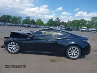 2013 Hyundai Genesis Coupe Premium z VIN KMHHT6KD5DU105396, wystawiony jako IAAI lot #42178264 z przebiegiem 95 548 mil mil oraz . Historia ofert i sprzedaży dostępna na DreamBid. Obrazek 13.