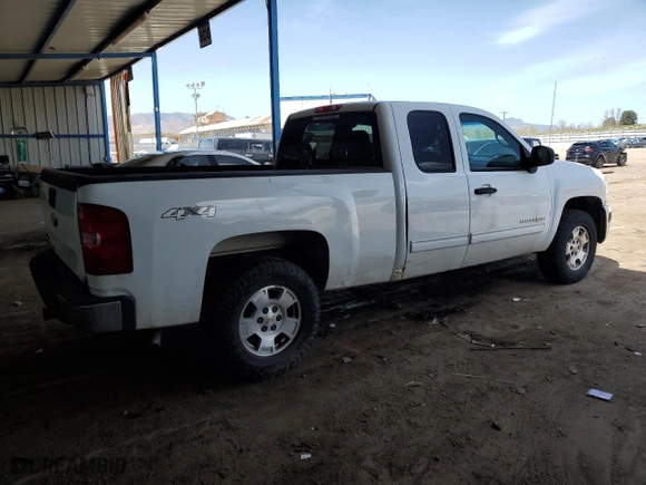 2013 Chevrolet Silverado 1500 LT with VIN 1GCRKSE75DZ364662, listed as a Copart auction lot 52340735 with 146,731 mi miles and Clean Title. Bid and sale history available at carsss.com. Image 3.