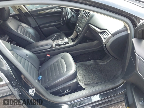 2017 Ford Fusion SE with VIN 3FA6P0HDXHR405345, listed as a IAAI auction lot 42462183 with 149,185 mi miles and . Bid and sale history available at DreamBid. Image 5.