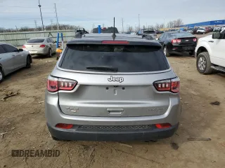 2018 Jeep Compass Limited with VIN 3C4NJDCB4JT200410, listed as a Copart auction lot 52582405 with 92,182 mi miles and Salvage title. Bid and sale history available at DreamBid. Image 6.