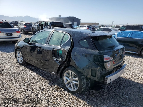2015 Lexus CT 200h с VIN JTHKD5BH9F2239586, выставлен на аукционе Copart как лот 60679715 с пробегом 78 758 миль миль и Списание • Salvage title. История ставок и продаж доступна на DreamBid. Изображение 2.