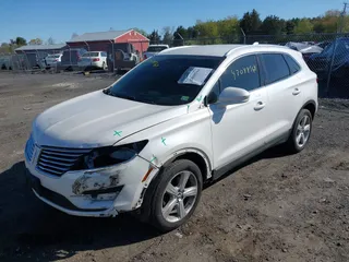 2018 Lincoln MKC Premiere with VIN 5LMCJ1D97JUL07161, listed as a IAAI auction lot 42048564 with 169,177 mi miles and . Bid and sale history available at DreamBid. Image 18.