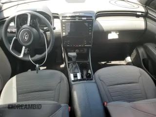 2024 Hyundai Santa Cruz SEL z VIN 5NTJBDDE9RH102572, wystawiony jako Copart lot #54784095 z przebiegiem 16 271 mil mil oraz Szkody całkowita. Historia ofert i sprzedaży dostępna na DreamBid. Obrazek 8.