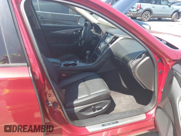 2015 Infiniti Q50 Premium with VIN JN1BV7AR2FM411095, listed as a IAAI auction lot 41932965 with 101,969 mi miles. Bid and sale history available at carsss.com. Image 5.