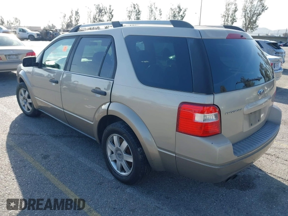 2005 Ford Freestyle SE with VIN 1FMZK01115GA81285, listed as a IAAI auction lot 41702956 with 355,505 mi miles. Bid and sale history available at carsss.com. Image 3.