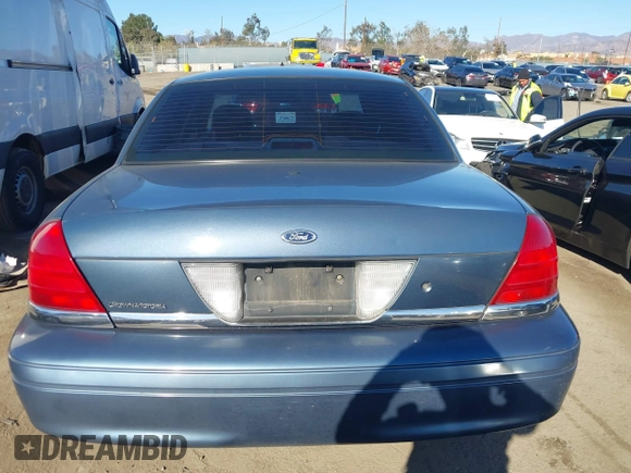 2007 Ford Police Interceptor с VIN 2FAHP71W77X115254, выставлен на аукционе IAAI как лот 41318385 с пробегом 154 983 миль миль и . История ставок и продаж доступна на DreamBid. Изображение 16.