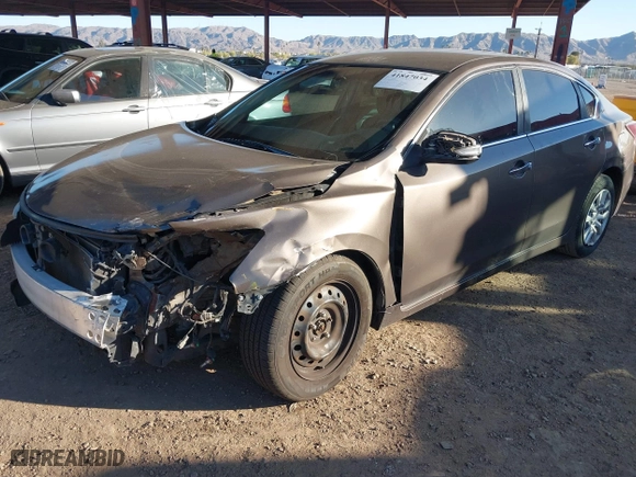 2015 Nissan Altima 2.5 S with VIN 1N4AL3AP2FC417285, listed as a IAAI auction lot 41847034 with 188,069 mi miles. Bid and sale history available at carsss.com. Image 18.