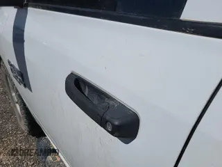2023 Ram 1500 Tradesman z VIN 1C6RR7FG5PS531193, wystawiony jako IAAI lot #42455818 z przebiegiem 104 150 mil mil oraz . Historia ofert i sprzedaży dostępna na DreamBid. Obrazek 1.