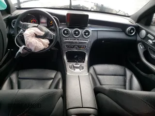 2018 Mercedes-Benz C 350e with VIN 55SWF4HB9JU255561, listed as a Copart auction lot 44701353 with 70,881 mi miles and . Bid and sale history available at DreamBid. Image 8.
