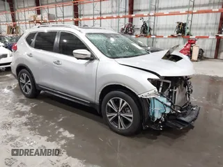 2017 Nissan Rogue SL z VIN 5N1AT2MT8HC784235, wystawiony jako IAAI lot #41549854 z przebiegiem 49 000 mil mil oraz . Historia ofert i sprzedaży dostępna na DreamBid. Obrazek 1.