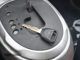 1997 Acura Integra LS z VIN JH4DC4354VS001671, wystawiony jako IAAI lot #42033394 z przebiegiem 86 590 mil mil oraz . Historia ofert i sprzedaży dostępna na DreamBid. Obrazek 11.