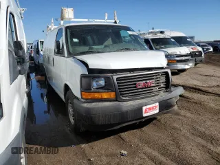 2017 GMC Savana Cargo Van with VIN 1GTW7AFFXH1102600, listed as a Copart auction lot 75233954 with 180,467 mi miles and Salvage Title. Bid and sale history available at carsss.com. Image 4.