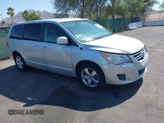 2010 Volkswagen Routan SE with VIN 2V4RW3D10AR166686, listed as a IAAI auction lot 42566295 with 166,076 mi miles and . Bid and sale history available at DreamBid. Image 1.