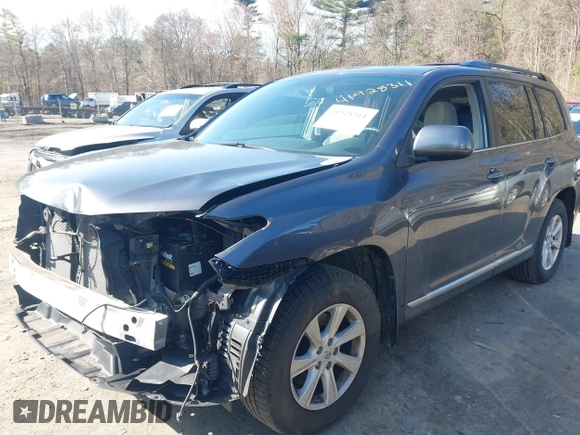 2012 Toyota Highlander with VIN 5TDBK3EH7CS166357, listed as a IAAI auction lot 41928311 with 112,146 mi miles and . Bid and sale history available at DreamBid. Image 18.