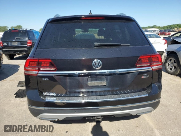 2018 Volkswagen Atlas SEL Premium z VIN 1V2NR2CA7JC568322, wystawiony jako Copart lot #58183355 z przebiegiem 99 832 mil mil oraz Szkoda całkowita • Salvage title. Historia ofert i sprzedaży dostępna na DreamBid. Obrazek 6.