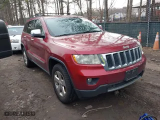 2013 Jeep Grand Cherokee Limited with VIN 1C4RJFBT4DC657211, listed as a IAAI auction lot 41750112 with 175,173 mi miles. Bid and sale history available at carsss.com. Image 1.