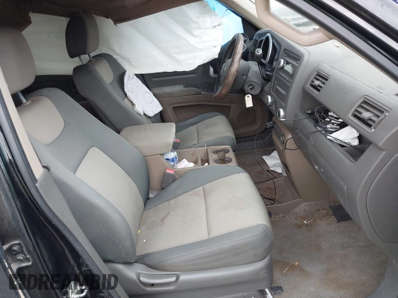 2006 Honda Ridgeline RT with VIN 2HJYK16266H558981, listed as a IAAI auction lot 41887331 with 252,112 mi miles. Bid and sale history available at carsss.com. Image 5.