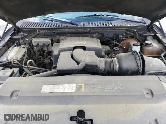 2004 Ford Expedition Special Service with VIN 1FMFU16L54LA95354, listed as a Copart auction lot 57027115 with 176,243 mi miles and Salvage title. Bid and sale history available at DreamBid. Image 12.