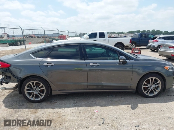 2020 Ford Fusion SEL с VIN 3FA6P0CD4LR204444, выставлен на аукционе IAAI как лот 42236299 с пробегом 115 630 миль миль и . История ставок и продаж доступна на DreamBid. Изображение 13.
