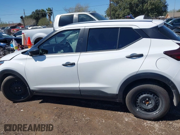 2024 Nissan Kicks S with VIN 3N1CP5BV1RL584152, listed as a IAAI auction lot 41663607 with 1,379 mi miles and . Bid and sale history available at carsss.com. Image 15.