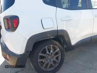 2016 Jeep Renegade Latitude with VIN ZACCJBBT6GPC98149, listed as a IAAI auction lot 42000433 with 62,733 mi miles. Bid and sale history available at carsss.com. Image 6.