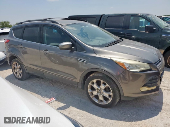 2013 Ford Escape SE with VIN 1FMCU0GX6DUC34335, listed as a Copart auction lot 57771325 with 153,004 mi miles and Clean title. Bid and sale history available at DreamBid. Image 4.