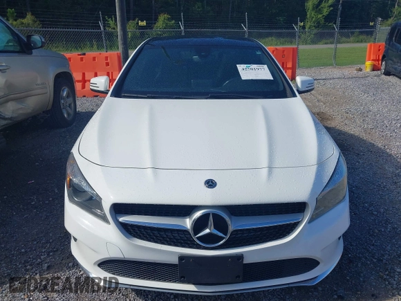 2018 Mercedes-Benz CLA 250 z VIN WDDSJ4EB7JN694154, wystawiony jako IAAI lot #42501977 z przebiegiem 55 294 mil mil oraz . Historia ofert i sprzedaży dostępna na DreamBid. Obrazek 6.