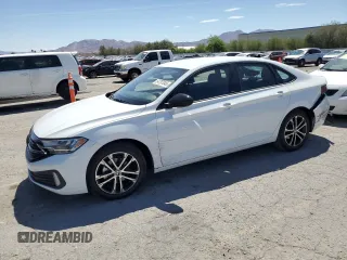 2023 Volkswagen Jetta Sport z VIN 3VWBM7BU2PM058234, wystawiony jako Copart lot #54797045 z przebiegiem 15 893 mil mil oraz Szkoda całkowita • Salvage title. Historia ofert i sprzedaży dostępna na DreamBid. Obrazek 1.