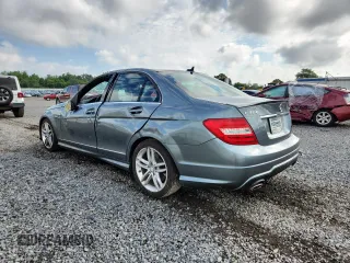 2012 Mercedes-Benz C 300 Sport с VIN WDDGF8BB6CA709434, выставлен на аукционе Copart как лот 63976735 с пробегом 119 658 миль миль и Списание • Salvage title. История ставок и продаж доступна на DreamBid. Изображение 2.