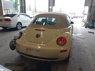 2009 Volkswagen Beetle S with VIN 3VWRG31Y89M408245, listed as a IAAI auction lot 41600593 with 76,156 mi miles and . Bid and sale history available at DreamBid. Image 16.