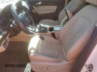 2020 Audi Q5 Premium z VIN WA1ANAFY9L2113778, wystawiony jako Copart lot #49013155 z przebiegiem 105 812 mil mil oraz Szkoda całkowita • Salvage title. Historia ofert i sprzedaży dostępna na DreamBid. Obrazek 7.