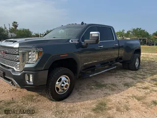 2020 GMC Sierra 3500HD Denali with VIN 1GT49WEY6LF205347, listed as a Copart auction lot 54630605 with 262,762 mi miles and Clean Title. Bid and sale history available at carsss.com. Image 2.