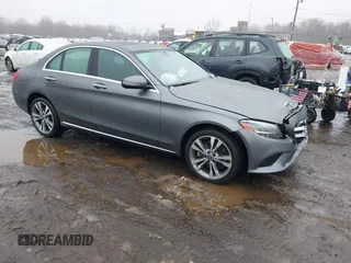 2021 Mercedes-Benz C 300 z VIN W1KWF8EB0MR625054, wystawiony jako IAAI lot #41418183 z przebiegiem 58 630 mil mil oraz . Historia ofert i sprzedaży dostępna na DreamBid. Obrazek 1.